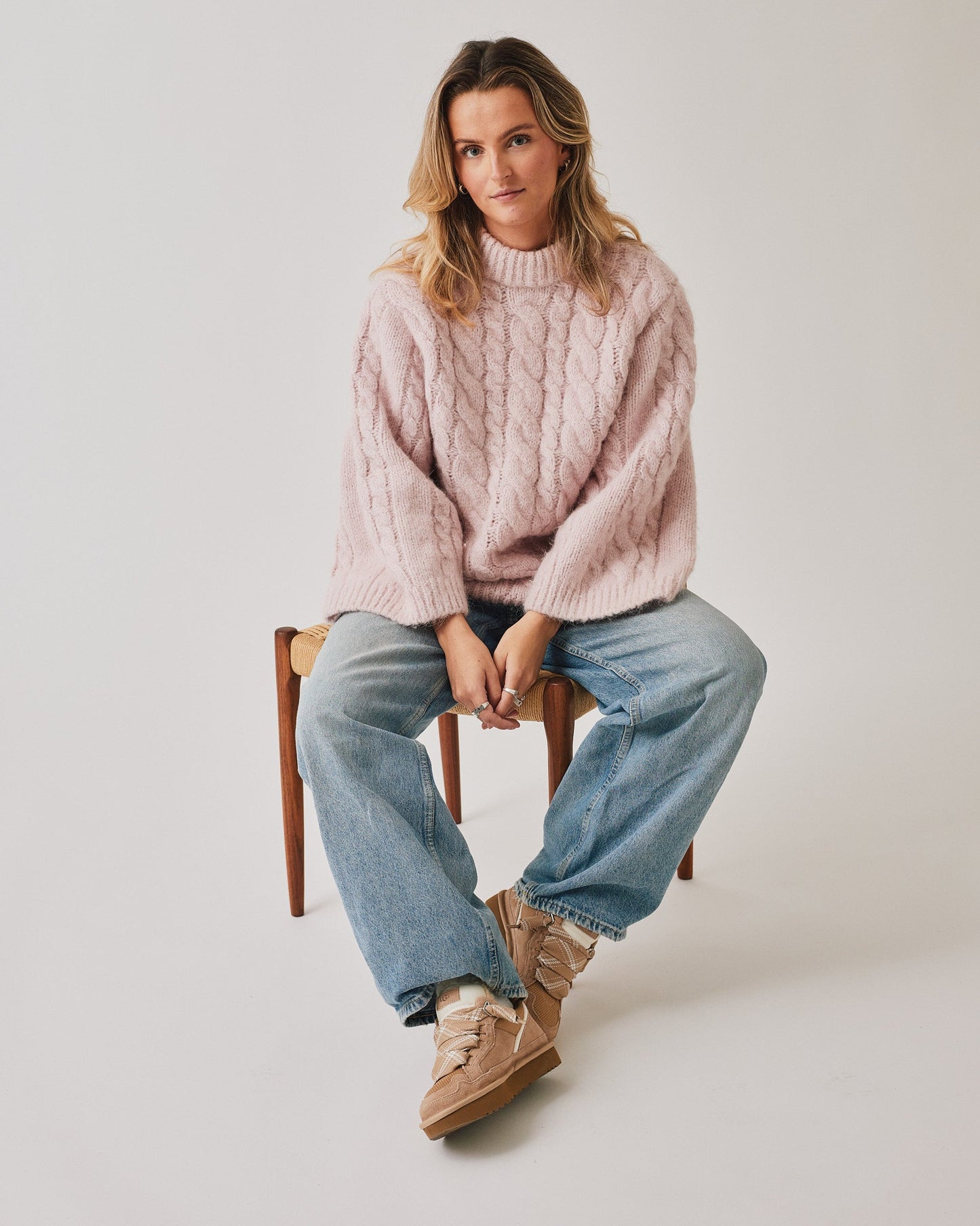UGG Lowmel Sand