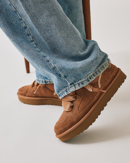UGG Lowmel Chestnut