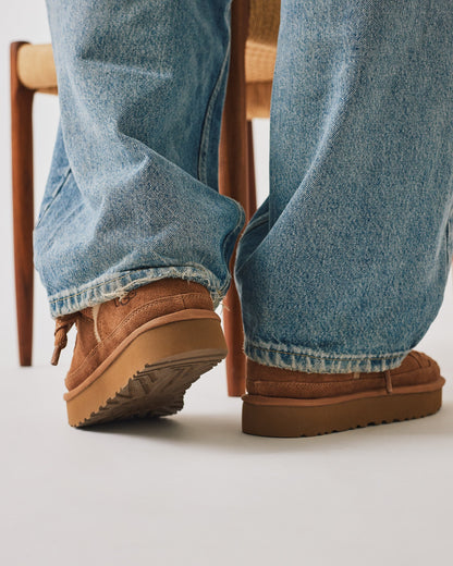 UGG Lowmel Chestnut